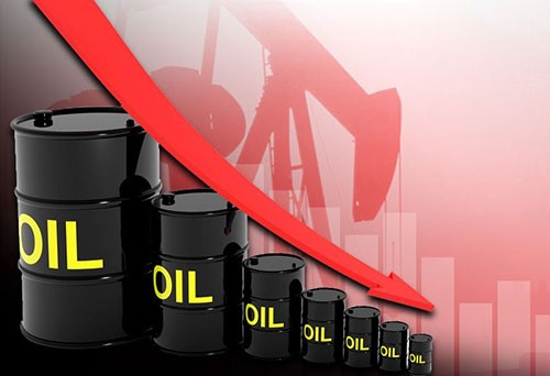 أسعار النفط تهبط بعد إبداء العراق عدم رغبته بخفض الإنتاج