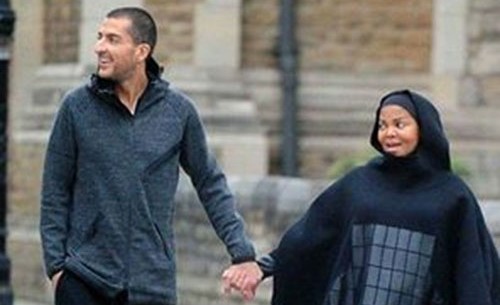 شاهد.. جانيت جاكسون بالحجاب للمرة الأولى منذ إشهار إسلامها