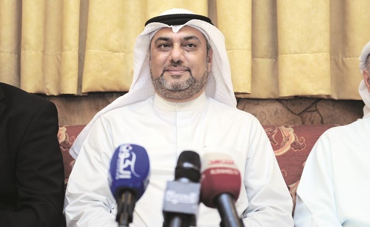النائب السابق ومرشح الدائرة الاولى د يوسف الزلزلة متحدثا للحضور		اسماعيل الطحان﻿