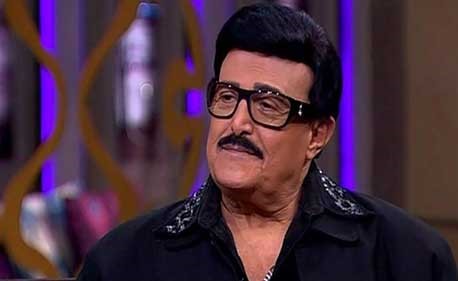 نقل الفنان سمير غانم للمستشفى.. وغموض حول حالته الصحية
