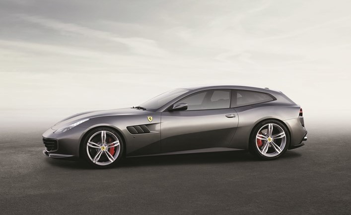 فيراري GTC4Lusso ﻿