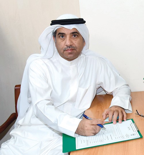د عودة الرويعي يسجل ترشحه في الادارة العامة للانتخابات﻿