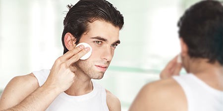 5 مستحضرات جديدة للعناية ببشرة الرجل