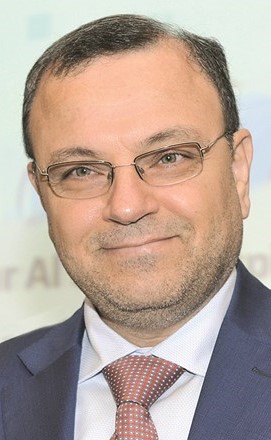 احمد نصرالله﻿
