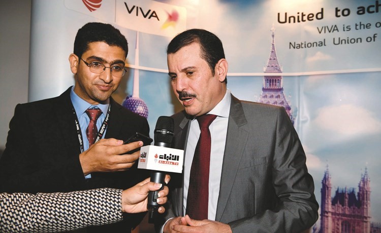 الرئيس التنفيذي لشركة VIVA سلمان البدران متحدثا للزميل شافعي سلامة﻿