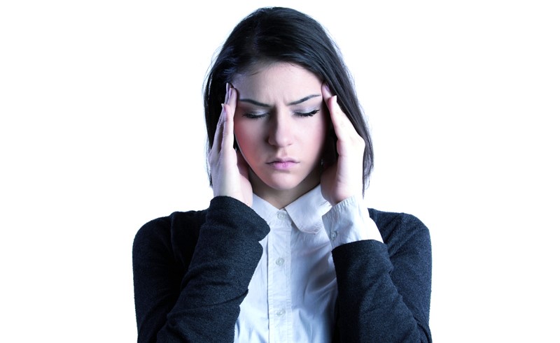 النساء أكثر عرضة لأوجاع الرأس