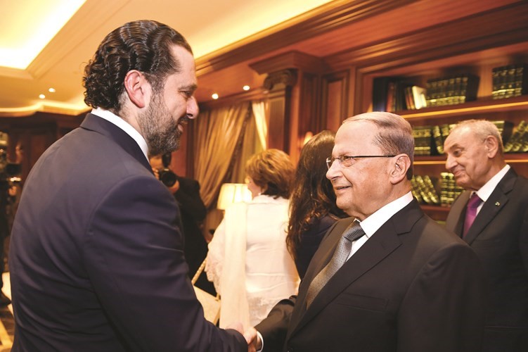 الرئيس سعد الحريري مهنئا الرئيس اللبناني في صالون مجلس النواب﻿