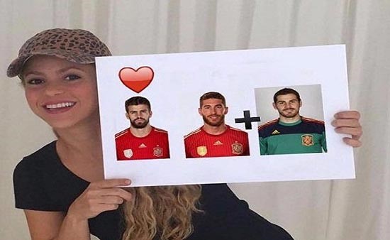 بالصور.. سر استخدام شاكيرا لهذه الصورة
