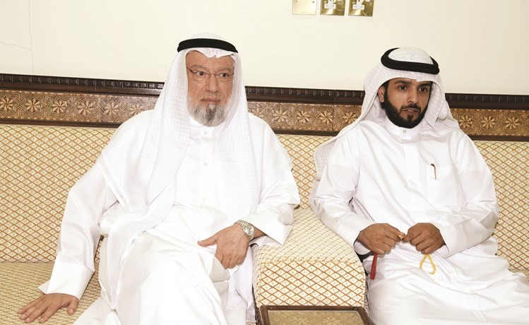 الوزير والنائب السابق احمد باقر في ديوان الشعشوع﻿