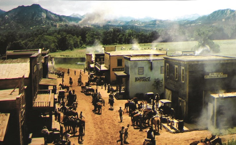 احد مشاهد فيلم the magnificent seven الذي تعود احداثه الى عام 1879﻿