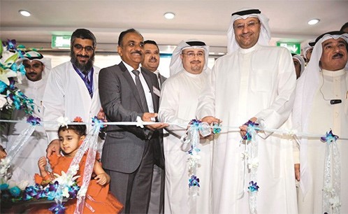 دعلي العبيدي يفتتح مبنى العيادات الخارجية الجديد في مستشفى الجهراء﻿