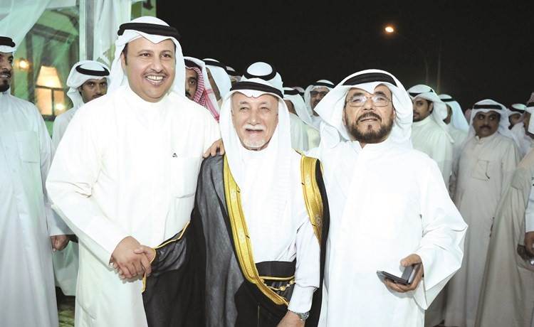 طلال الجلال مرحبا باحد كبار السن﻿