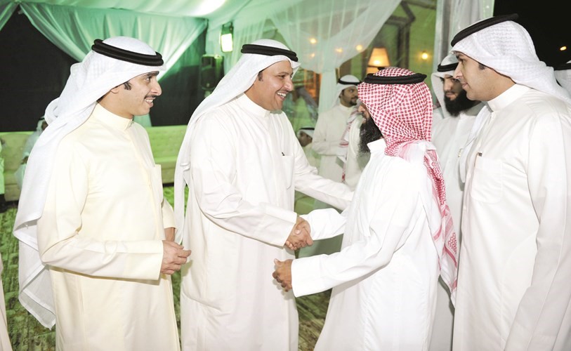 مرشح الدائرة الانتخابية الخامسة النائب السابق طلال الجلال مرحبا بناخبيه﻿