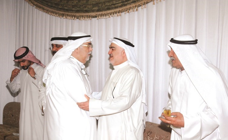 مرشح الدائرة الثانية النائب السابق خليل الصالح مرحبا بناخبي الدائرة﻿