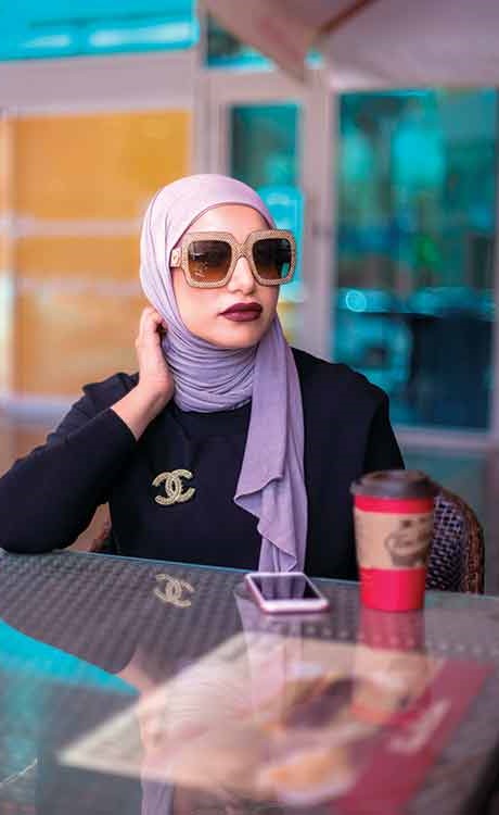 بدرية بوشهري.. أفكار متجددة بين المكياج والأزياء
