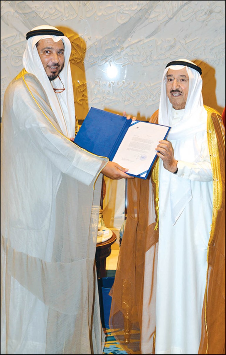 صاحب السمو الأمير الشيخ صباح الأحمد مستقبلا د.عبدالله المعتوق