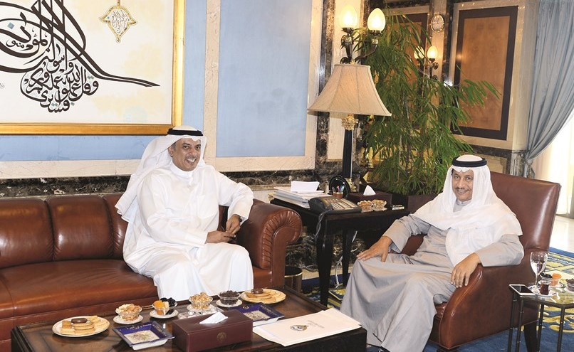 سمو الشيخ جابر المبارك مستقبلا مهلهل الخالد ﻿