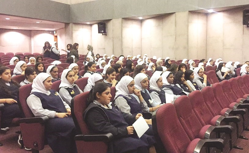الطالبات ﻿