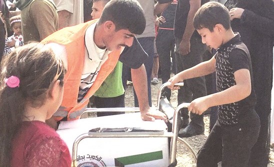 (الكويت بجانبكم) حملة مساعدات إنسانية للنازحين العراقيين