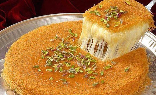 بالفيديو .. تعرفوا على سر تسمية" الكنافة النابلسية "بهذا الإسم