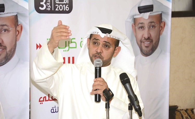 مرشح الدائرة الثالثة م.هشام البغلي متحدثا للناخبين﻿