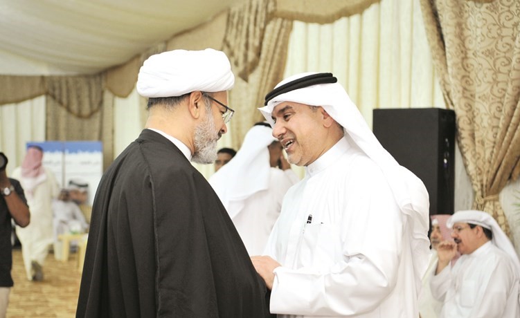 التميمي مرحبا بأحد الناخبين﻿