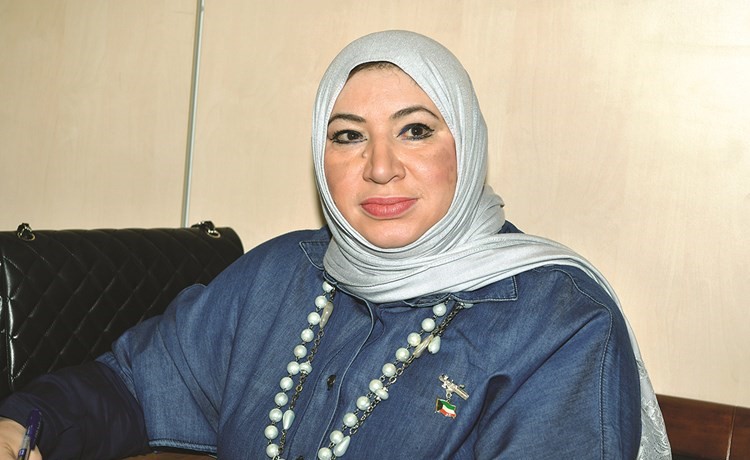 سناء العصفور﻿