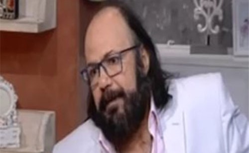 طلعت زكريا يبكى على الهواء مع "ست الحسن".. تعرف على السبب