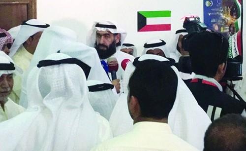 اعتصام موظفي «الضمان الصحي» بالفحيحيل