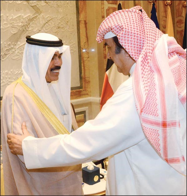 سمو ولي العهد مرحبا بالفنان عبدالحسين عبدالرضا