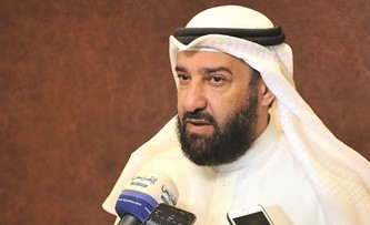 د. علي العمير متحدثا لوسائل الاعلام﻿