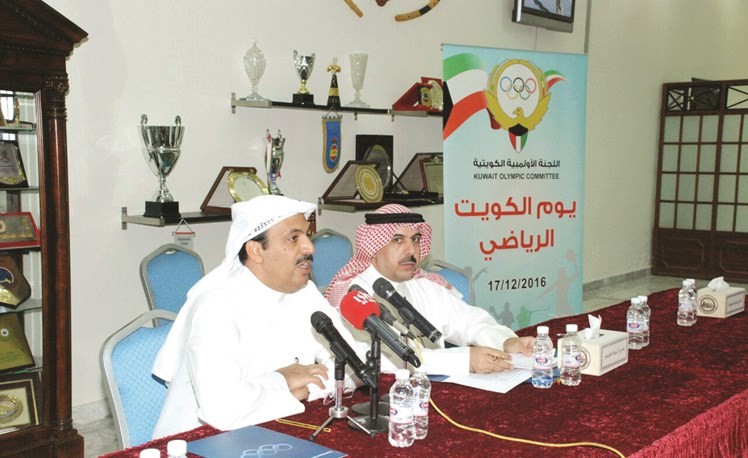 دعيج العتيبي ونايف الظفيري في الاجتماع﻿