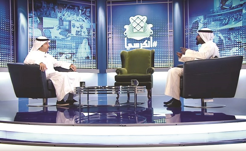 الإعلامي علي مبارك محاورا مرشح الدائرة الثانية أنور جواد بوخمسين﻿