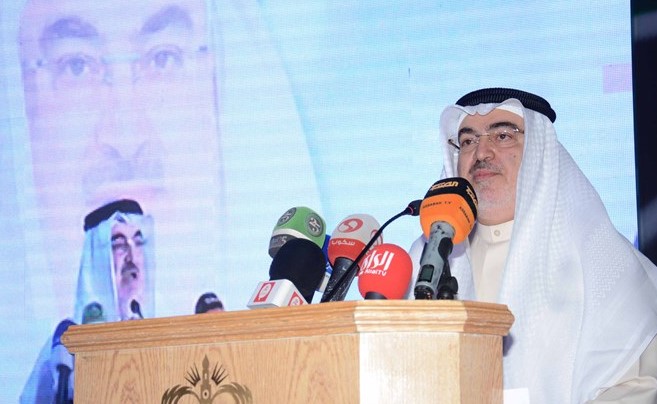 خليل الصالح متحدثا خلال الندوة﻿