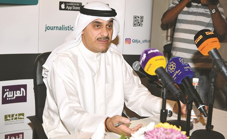 ايمن العلي متحدثا خلال المؤتمر الصحافي 	(قاسم باشا)﻿