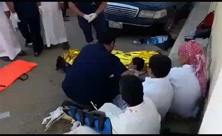 بالصور.. طالب سعودي يدهس زملائه فيقتل أحدهم ويصيب 5