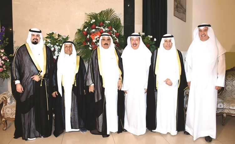 الشيخ فيصل السعود وجاسم الصقر والسفير السعودي د. عبدالعزيز الفايز وأحمد الهارون يباركون  (أنور الكندري) ﻿