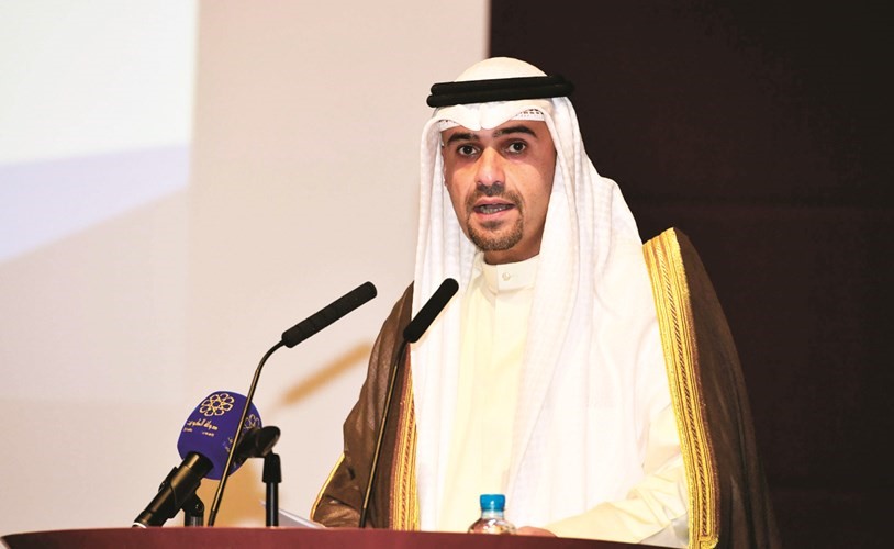 أنس الصالح متحدثا في المؤتمر أمس	 (قاسم باشا)﻿