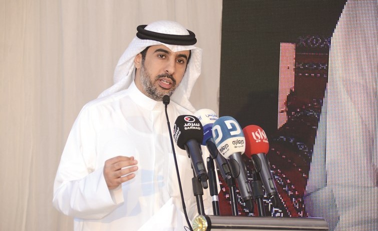 النائب السابق ومرشح الدائرة الثالثة علي الخميس متحدثا﻿