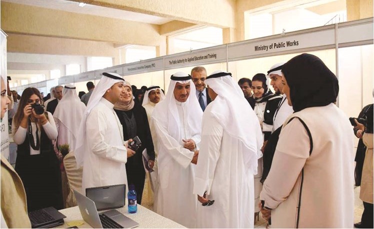 قسم علوم المعلومات بكلية علوم وهندسة الحاسوب نظّم معرض الفرص الوظيفية