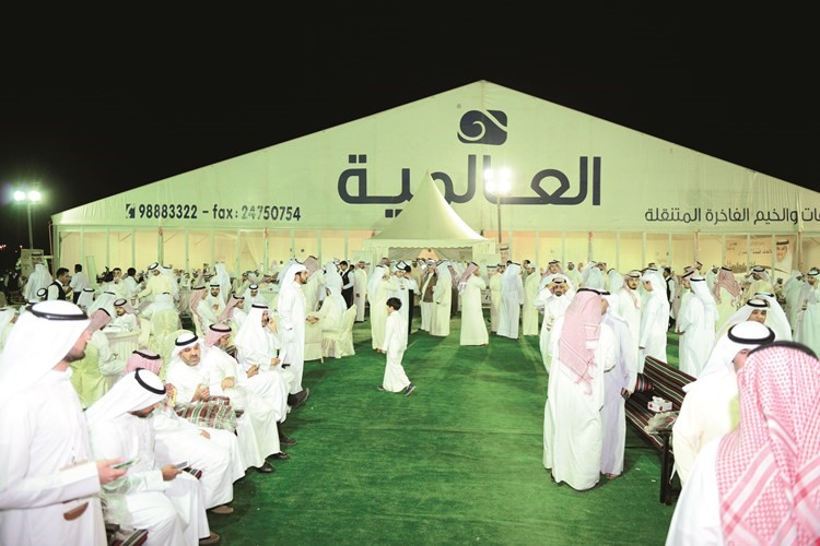 ناخبو الدائرة الرابعة في مقر طنا﻿