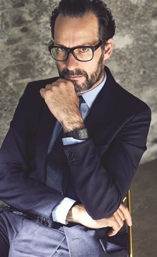 RADO  تكشف النقاب عن ساعة Ceramica الجديدة من تصميم كونستنتين جرسيس