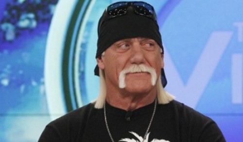 بعد انتشار فيديو جنسي له مع زوجة صديقه المقرّب.. المصارع هالك هوغان ينال تعويضاً خياليا!