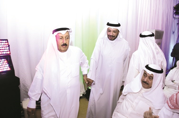 جواد بوخمسين مرحبا بفيصل الدويسان﻿
