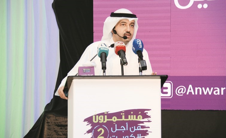 مرشح الدائرة الثانية أنور بوخمسين متحدثا للحضور	(محمد هنداوي)﻿