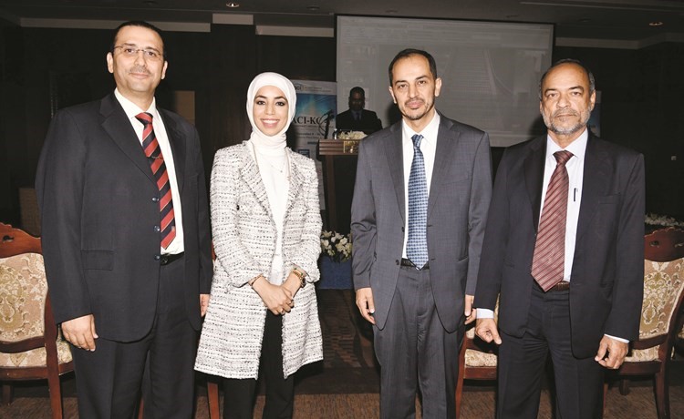 أعضاء المجلس الأميركي للخرسانة خلال مشاركتهم في أعمال المؤتمر	(قاسم باشا) ﻿