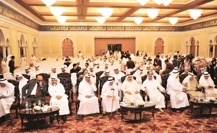 الحضور خلال الندوة﻿