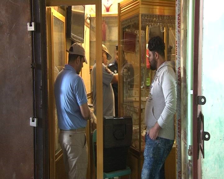 البصرة.. ارتدوا زياً عسكرياً وسرقوا 80 كلغ ذهباً