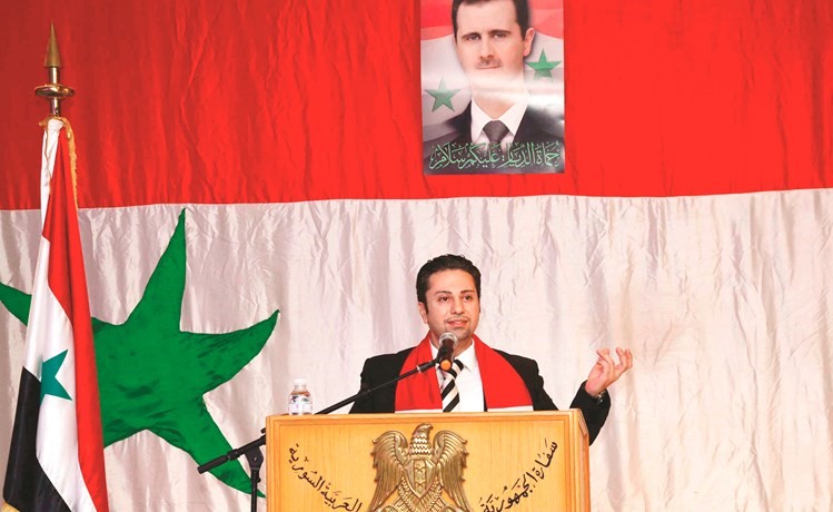 غسان عنجريني يلقي بعضا من قصائده﻿