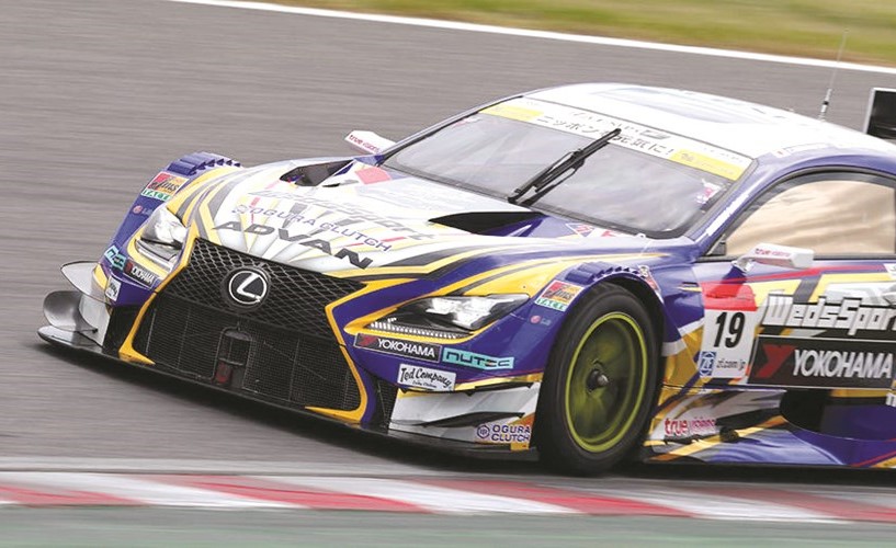 مركبتا لكزس «RC F» تحققان انتصاراً مزدوجاً في الجولة السابعة في سلسلة سباقات «أوتوباكس سوبر جي تي 500» للعام 2016